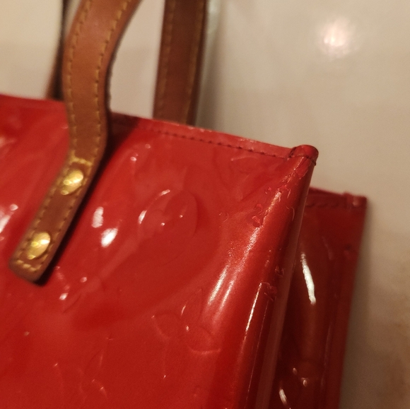 Louis Vuitton Reade Red Vernis PM Mini Tote with Dust Bag! - Picture 10 of 16